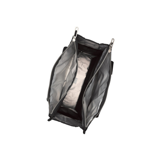 Essential N/S Tote In black