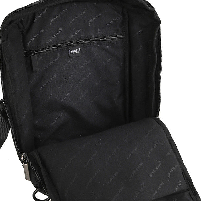 Hush Puppies Tas Pria Emeric Chest Bag In Black