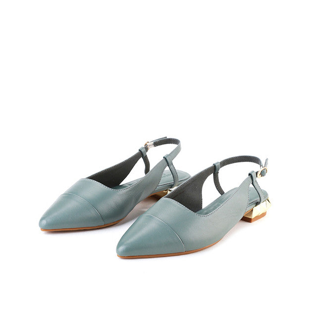 Grace Davin In Green