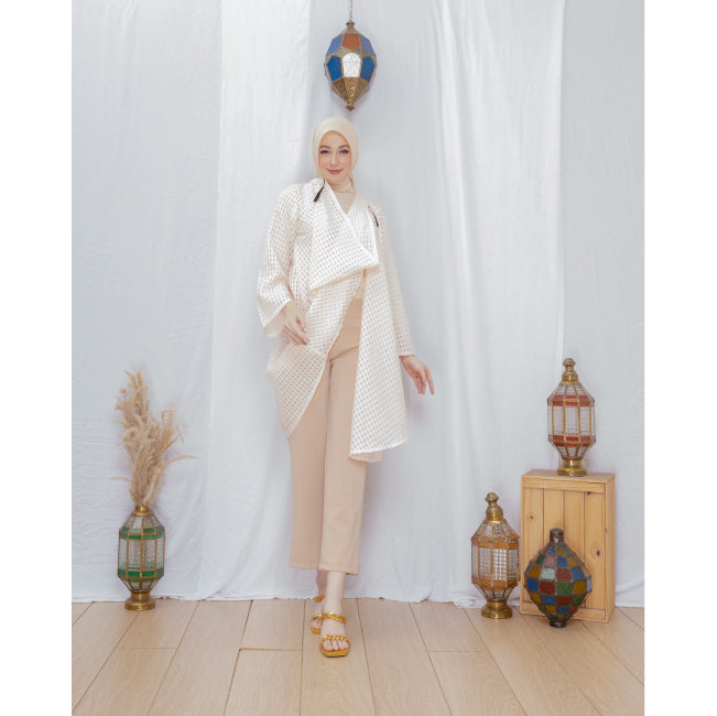 Kalila Organza Outer (Salem)