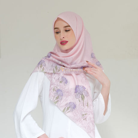Nayanika Hijab Motif Saphire Premium Pink