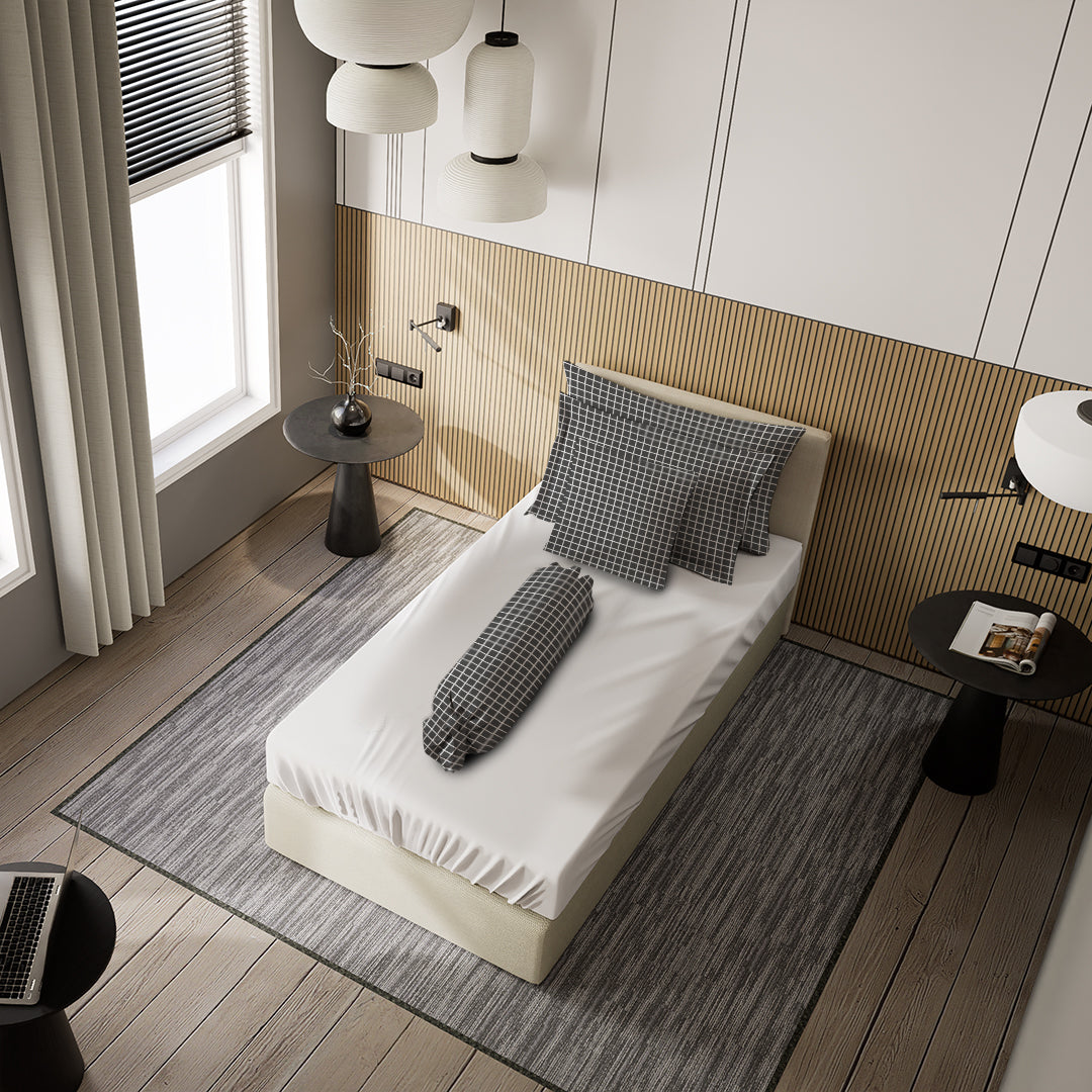 Sprei Nyenyak Aesthetic Motif Kotak Grey and White