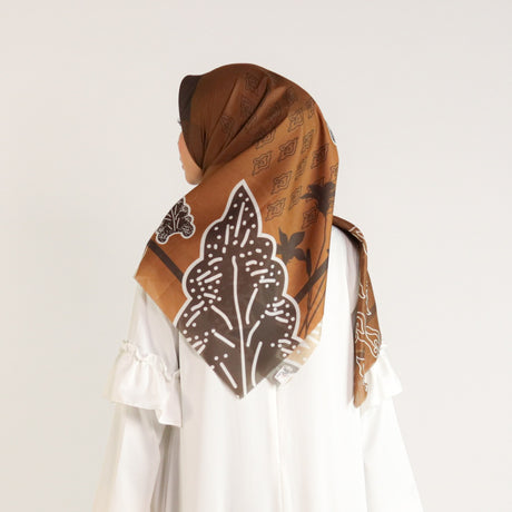 Nayanika Hijab / Jilbab / Kerudung Voal Ultrafine Motif batik