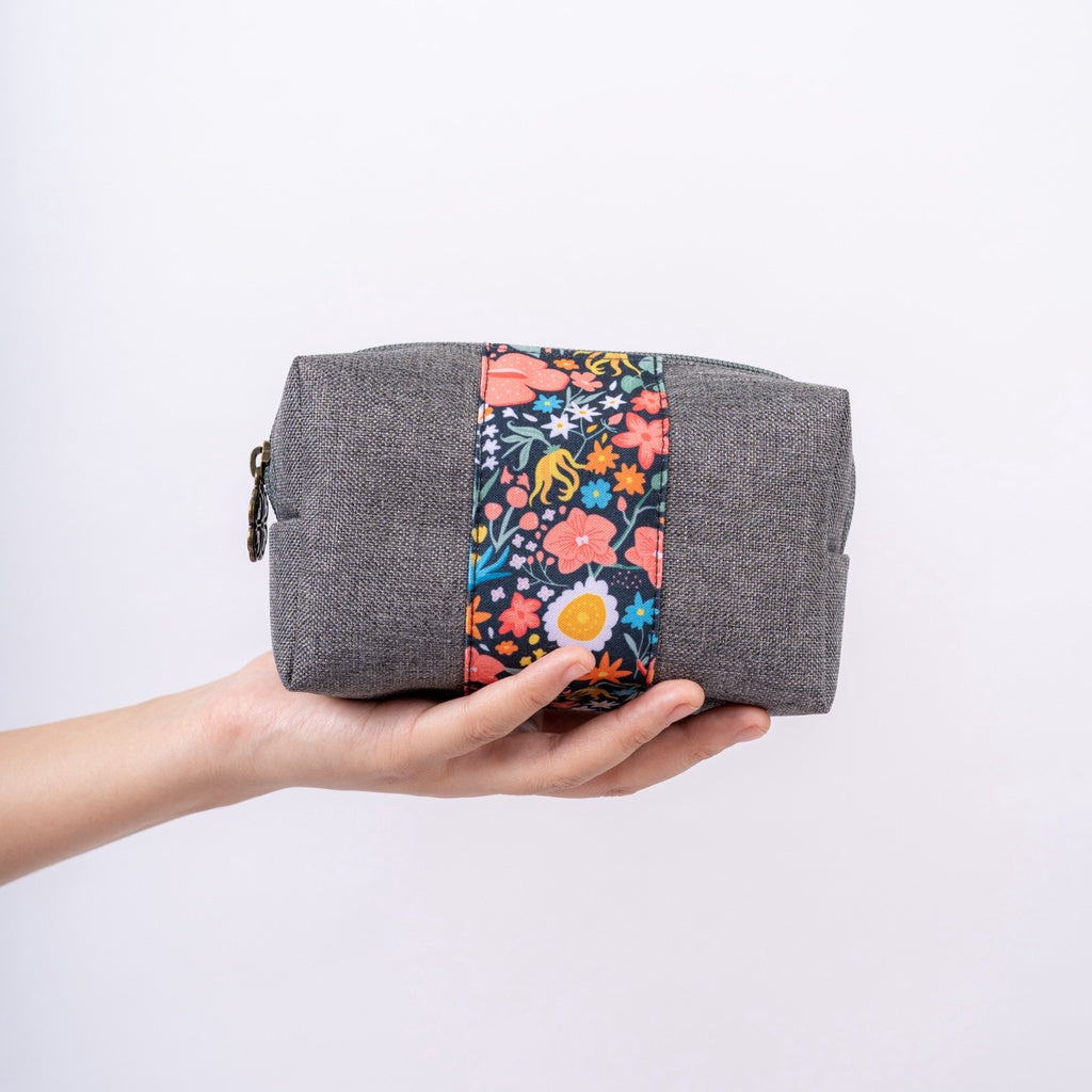 SOVLO Daisy Pouch - Pouch Multifungsi - Abu Tua