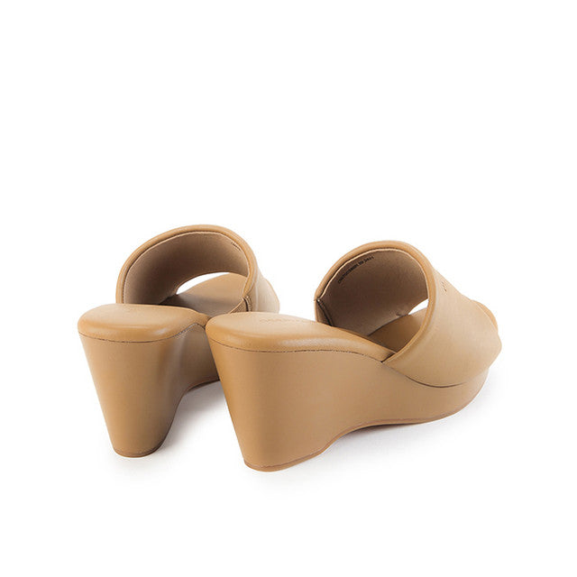 Nillda Janna In Brown