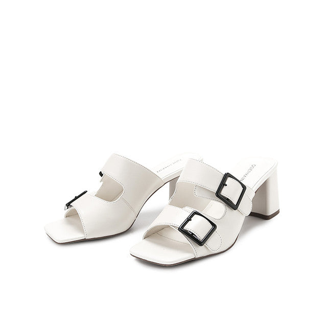 Marisa Ginna In Off White