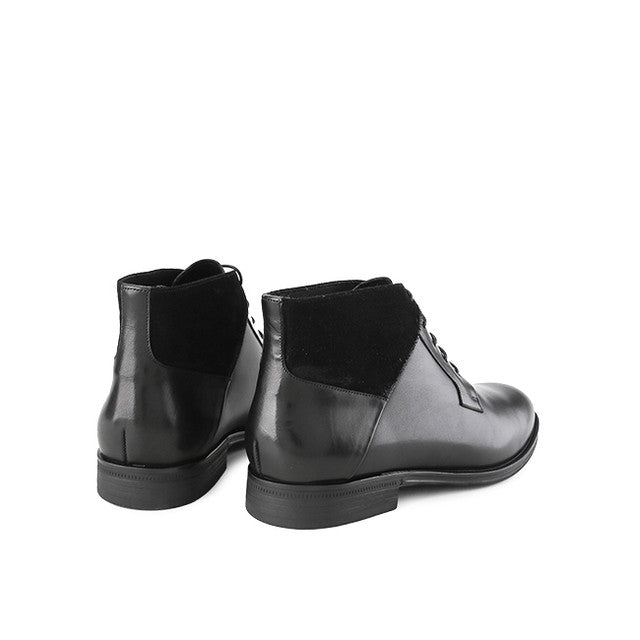 Boris Devin In Black