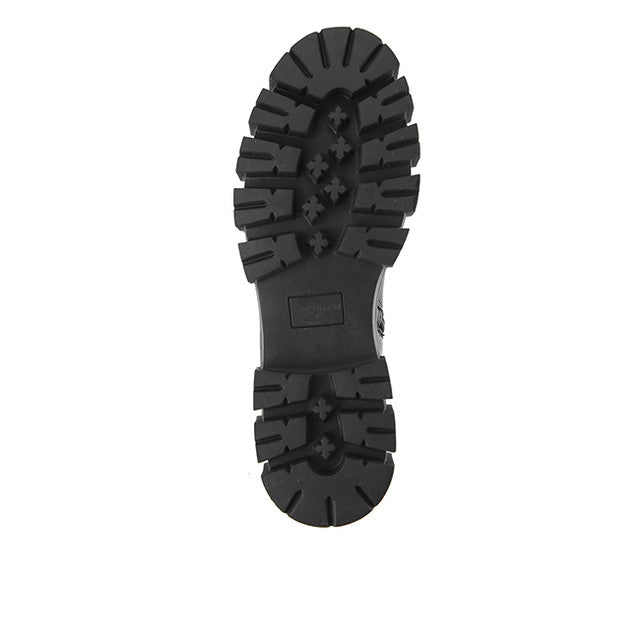 Ginney Irene In Black