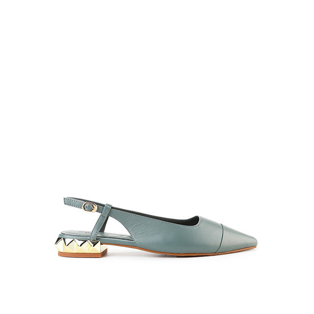 Grace Davin In Green