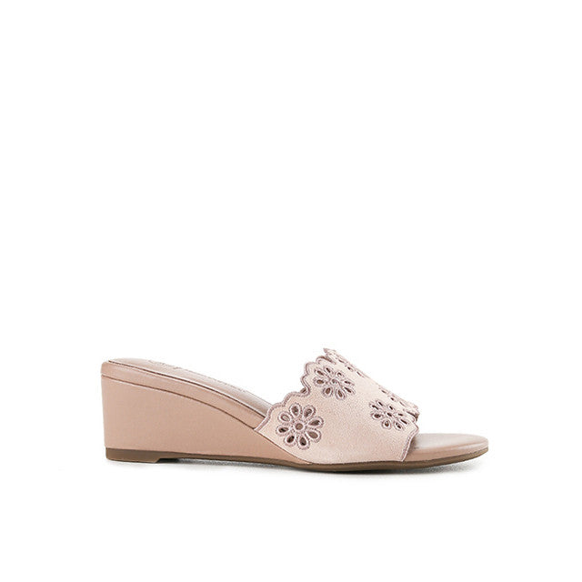 Hush Puppies Sandal Wanita Marion Amber Slip On In Taupe