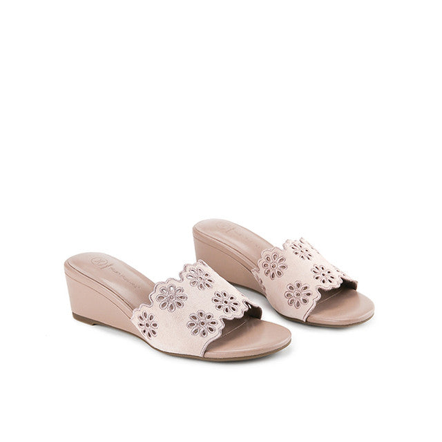 Hush Puppies Sandal Wanita Marion Amber Slip On In Taupe