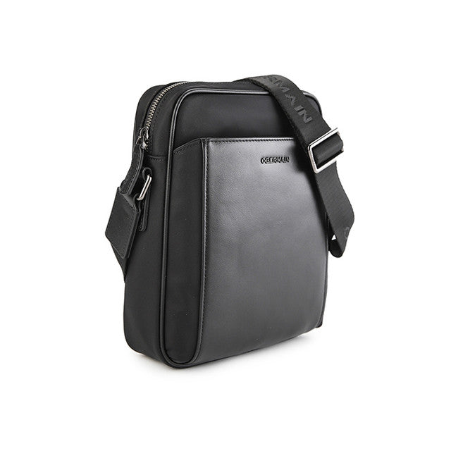 Obermain Tas Pria Bailey Sling Bag In Black