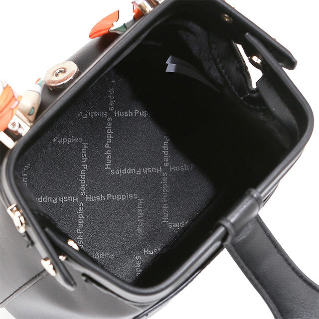 Dion Top Handle M In Black