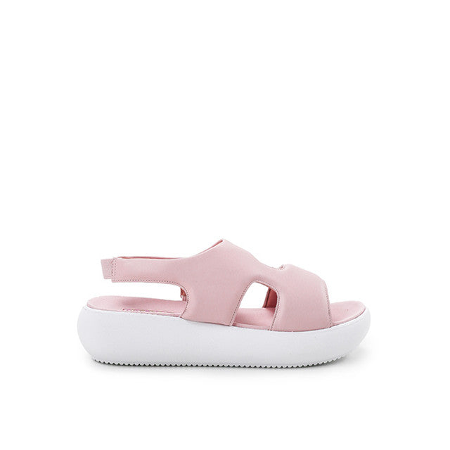 Nasya Dillon In Pink