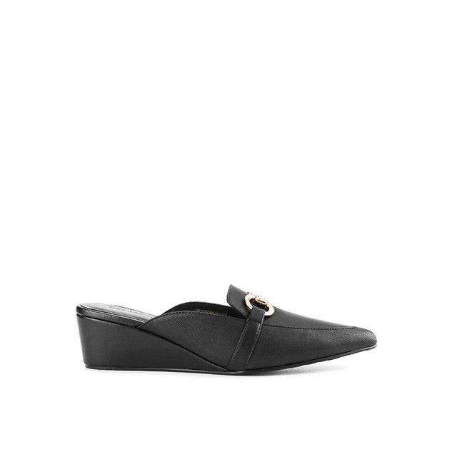 Beverly Hazel In Black