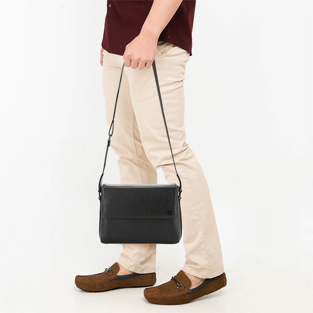 Obermain Tas Pria Baron Messenger Bag - L In Black