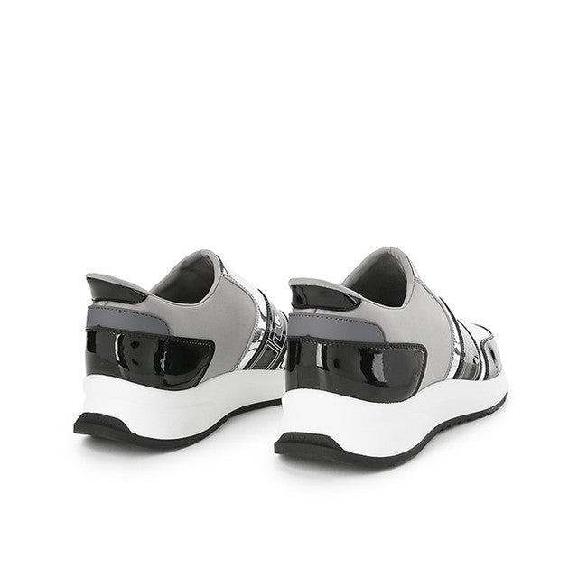 Valleran In Silver/Black