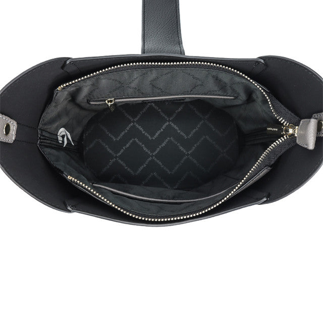 Brava Hobo M In Black