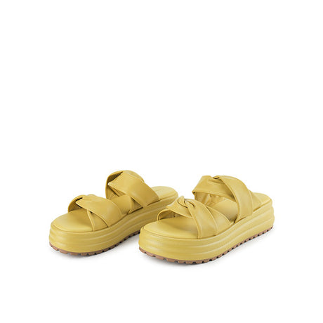 Nini Helen In Yellow