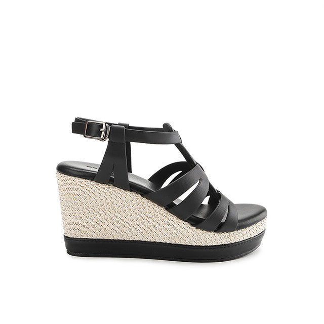 Margita Annie In Black