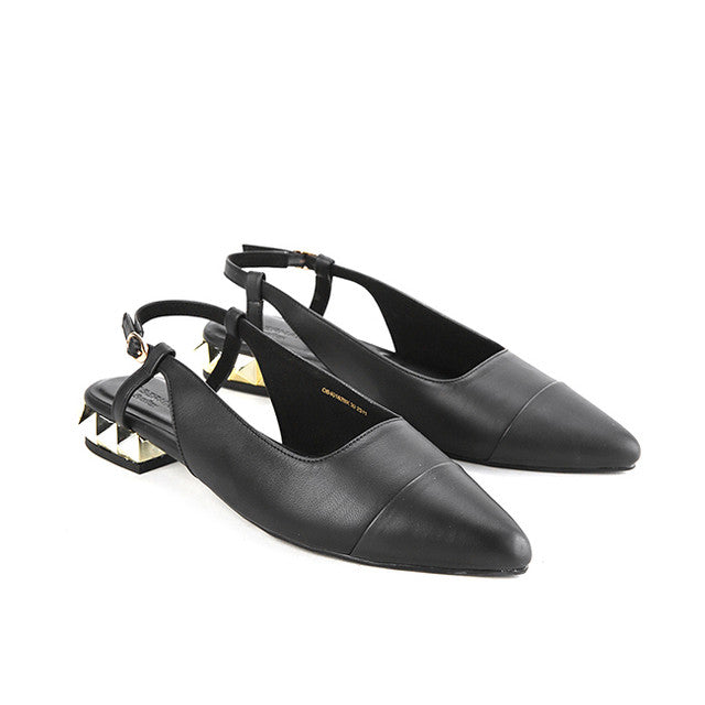 Grace Davin In Black