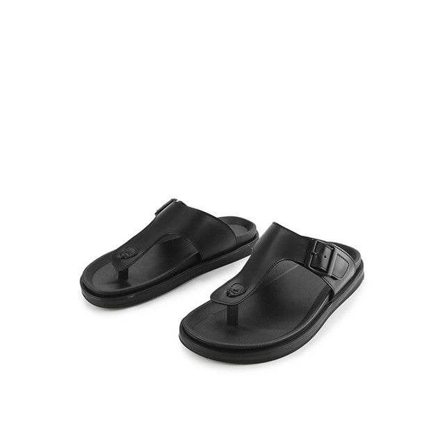 Eagan Garnett In Black