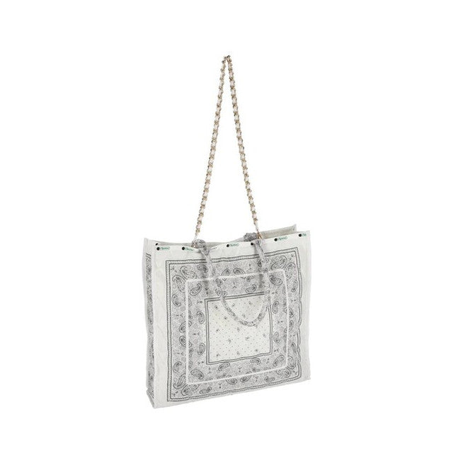 Lg Chain Quilt Tote In Bandana White