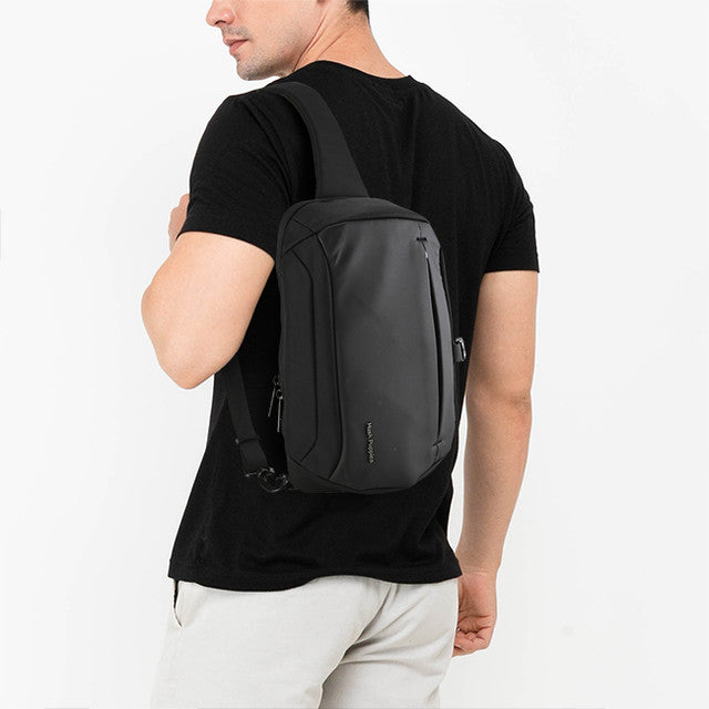 Hush Puppies Tas Pria Emeric Chest Bag In Black