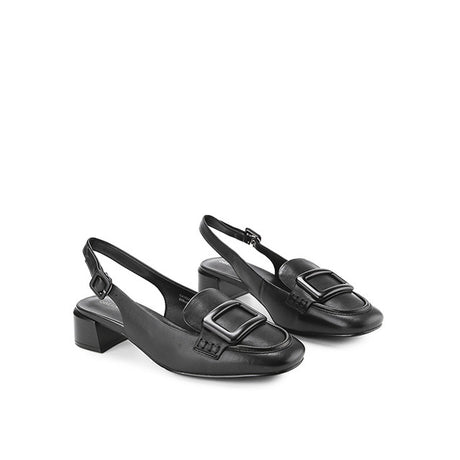 Bonnie Ginna In Black