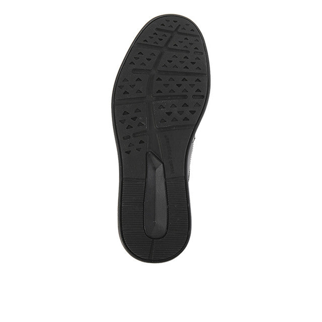 Alpha Chelsea Boots In Black