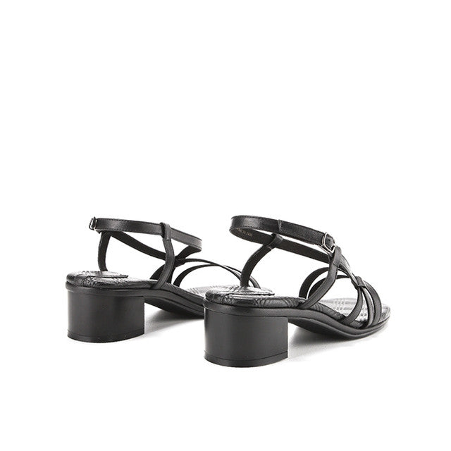 Matina Floda In Black