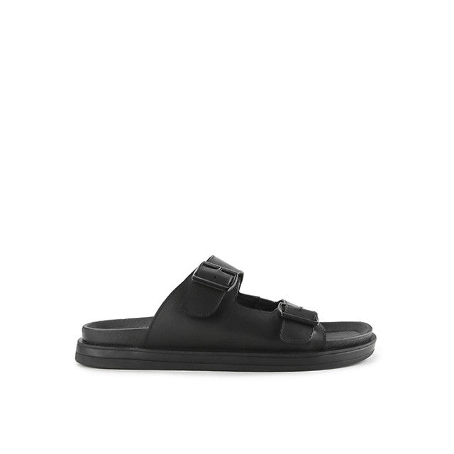 Eagan Garrick In Black