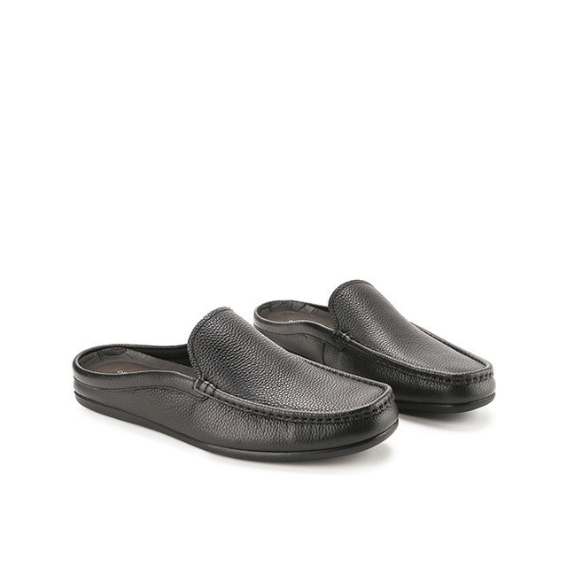 Gelen Harris In Black