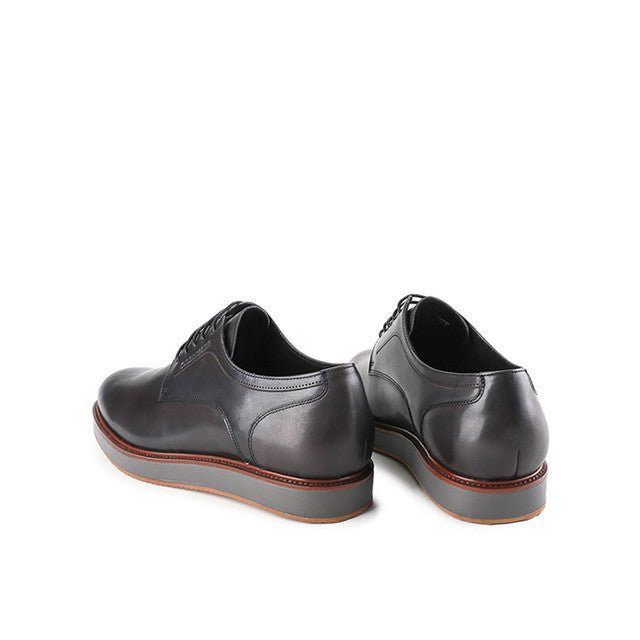 Benjamin Harlin In Grey