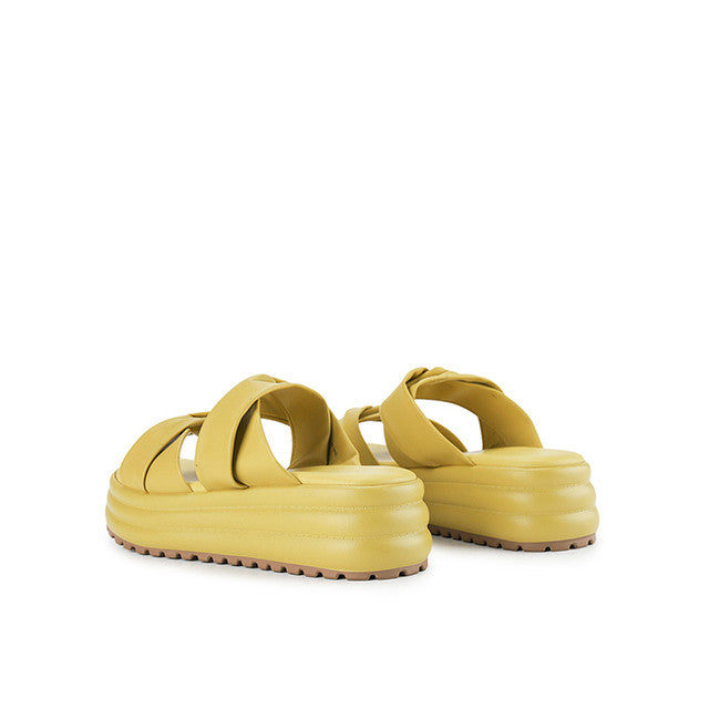 Nini Helen In Yellow