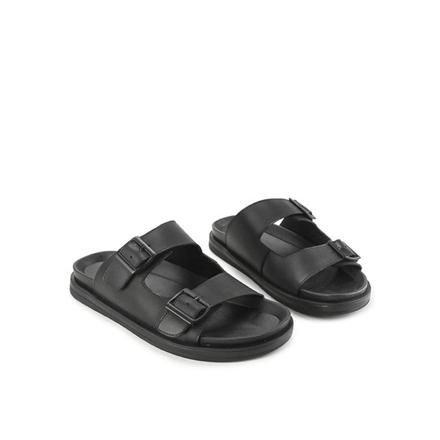 Eagan Garrick In Black