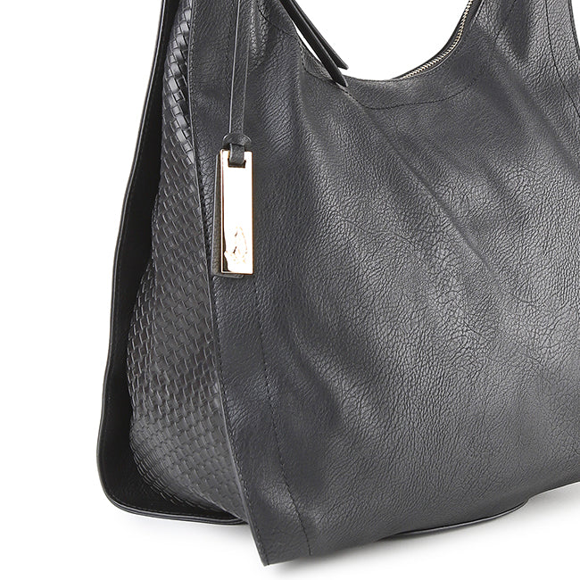 Issaya Hobo (M) In Black