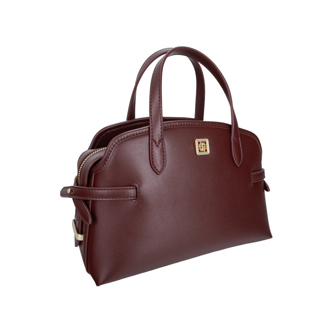 Elsie Satchel (S) In Wine