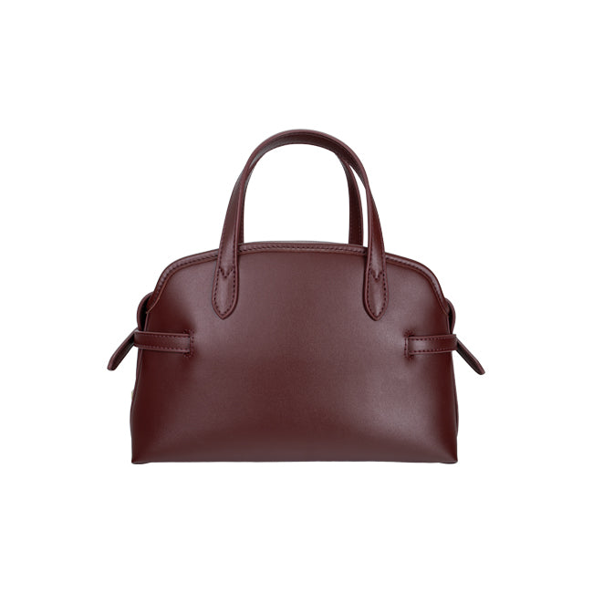 Elsie Satchel (S) In Wine