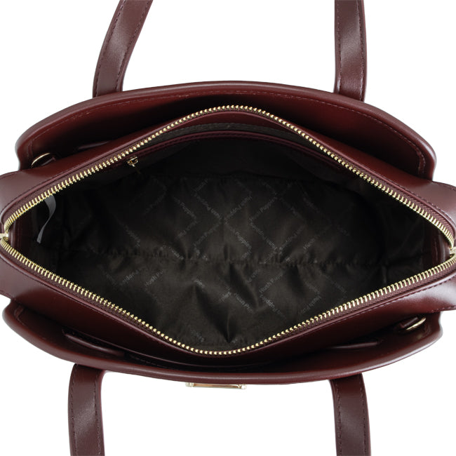 Elsie Satchel (M) In Wine