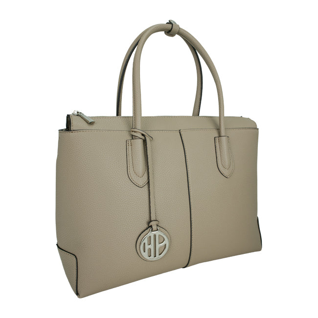 Cassandra Tote In Khaki