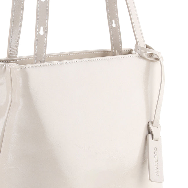 Obermain Women Ferin Shoulder Bag