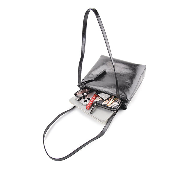 Obermain Women Ferin Shoulder Bag