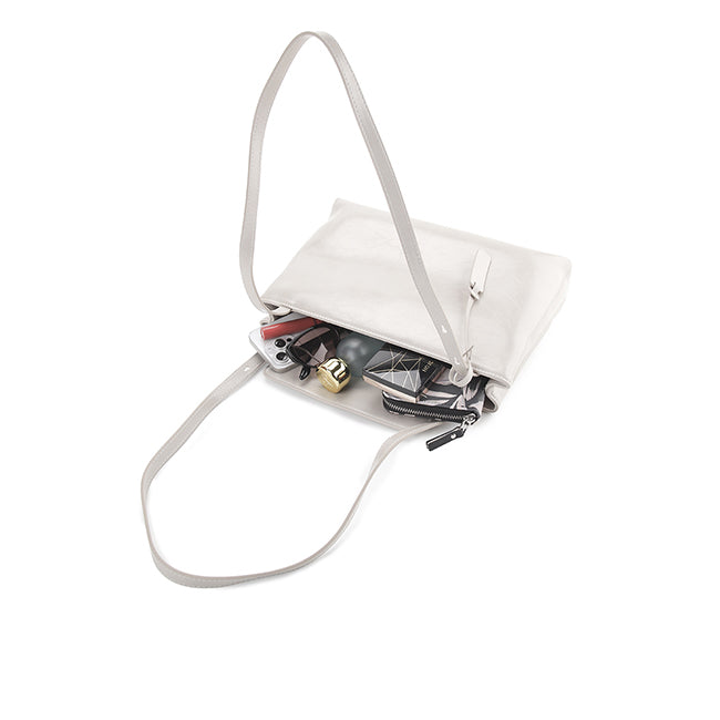 Obermain Women Ferin Tote Bag