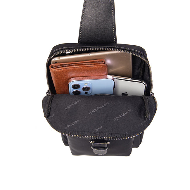 Hush Puppies Tas Pria Pino Chest Bag In Black