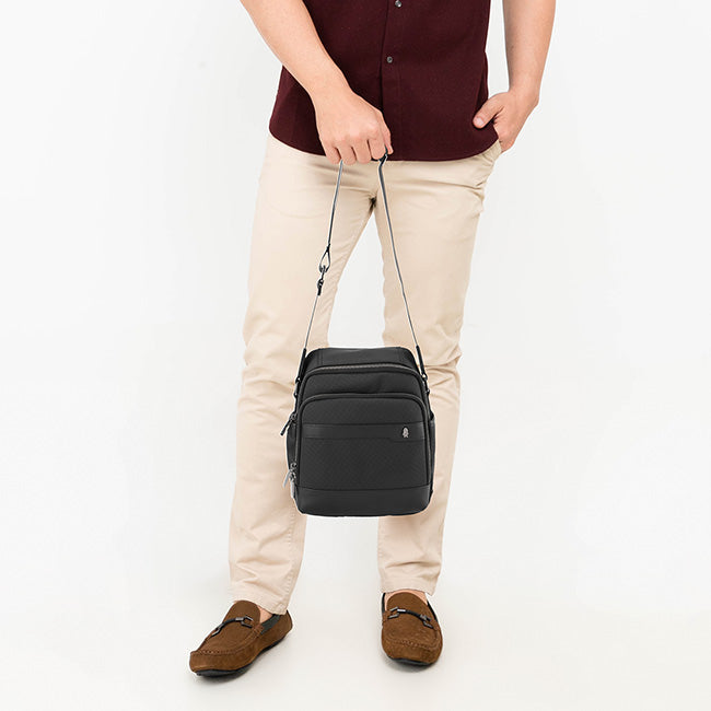 Hush Puppies Tas Pria Palmer Sling Bag In Black