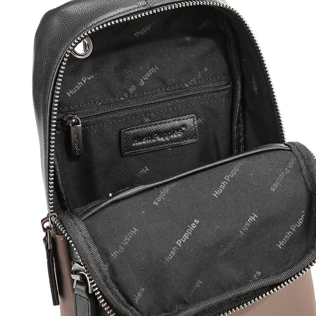 Hush Puppies Tas Pria Titan Chest Bag In Dark Brown