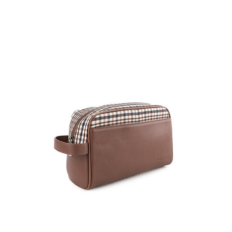 Teddy Clutch In Brown