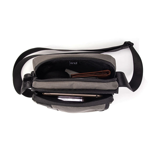 Hush Puppies Tas Pria Percy Sling Bag In Grey