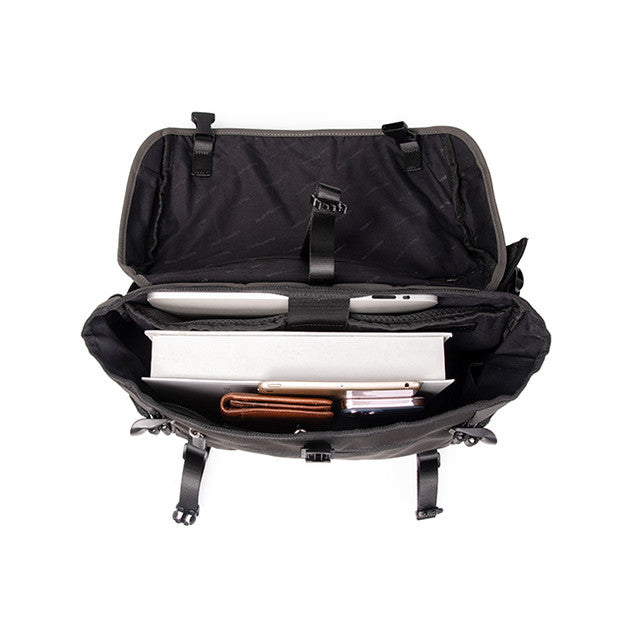 Hush Puppies Tas Pria Porter Messenger Bag In Grey